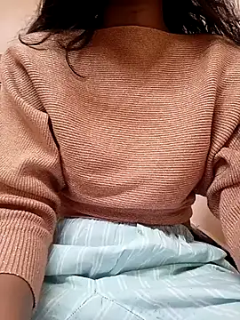 Snapshot of Rukmadi_hot chatting on 02-25-26, 04:11 Rukmadi hot online show from 02-25-26, 04:11