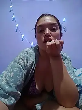 Snapshot of eviltati chatting on 01-10-26, 04:58 eviltati online show from 01-10-26, 04:58