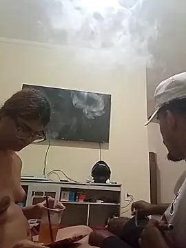 Snapshot of Rodrigues99 chatting on 03-12-26, 10:38 Rodrigues99 online show from 03-12-26, 10:38