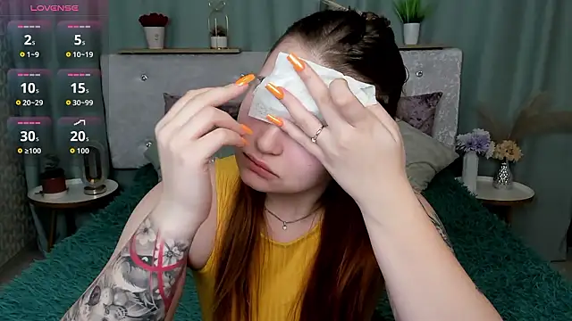 Snapshot of MilanaXHoney chatting on 02-07-26, 01:20 MilanaXHoney online show from 02-07-26, 01:20