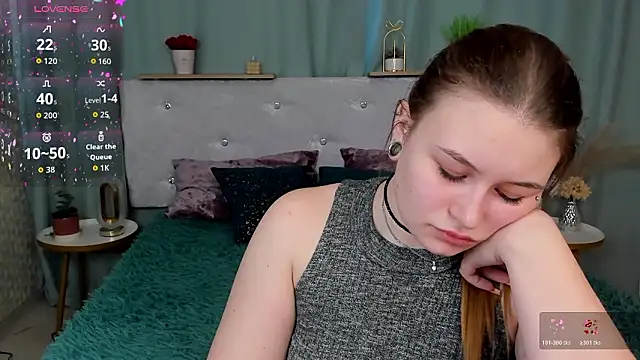 Snapshot of MilanaXHoney chatting on 02-20-26, 06:26 MilanaXHoney online show from 02-20-26, 06:26