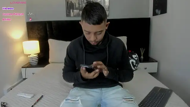 Snapshot of BASTIAN_NICOLAS_ chatting on 12-19-25, 09:55 BASTIAN NICOLAS online show from 12-19-25, 09:55