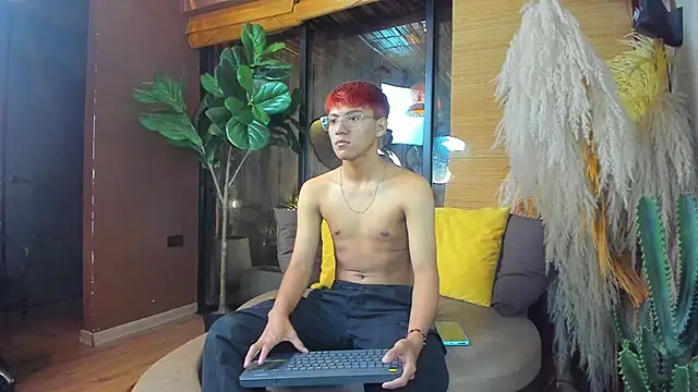 Snapshot of isaac_grimm chatting on 12-03-25, 03:14 isaac grimm online show from 12-03-25, 03:14