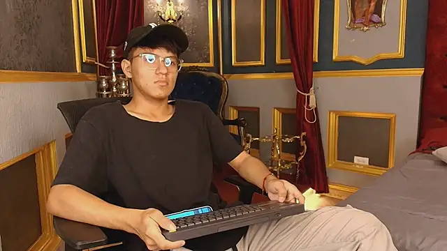 isaac grimm online show from 01-10-26, 03:19