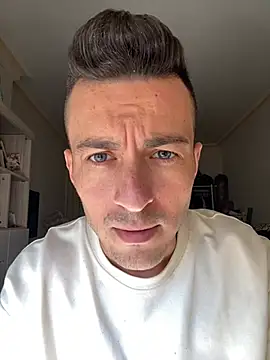 Snapshot of 3turkish6model9 chatting on 03-07-26, 12:13 3turkish6model9 online show from 03-07-26, 12:13