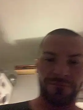 Snapshot of Chcemto1616 chatting on 03-31-26, 01:40 Chcemto1616 online show from 03-31-26, 01:40