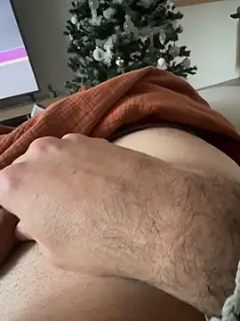 Tomlo-76700 online show from 11-29-25, 02:31