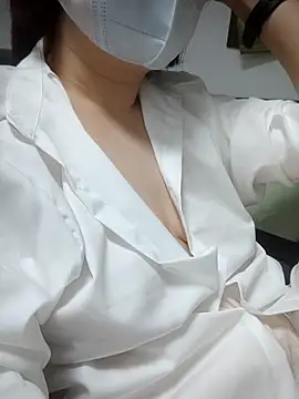 miniiceyya online show from 02-11-26, 04:56