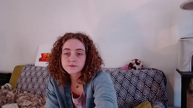 Snapshot of DeliaBlew chatting on 01-18-26, 04:11 DeliaBlew online show from 01-18-26, 04:11