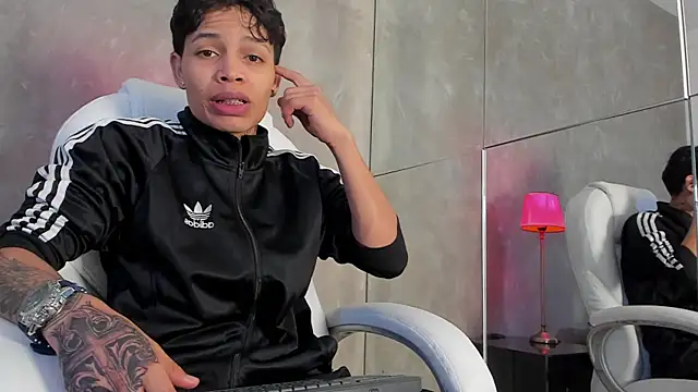 Renzo Dogan online show from 12-03-25, 03:03