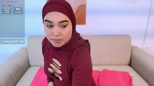 Snapshot of Habi_arabic chatting on 02-14-26, 10:28 Habi arabic online show from 02-14-26, 10:28