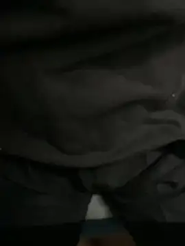 Snapshot of hiiiizzzz chatting on 01-15-26, 03:38 hiiiizzzz online show from 01-15-26, 03:38