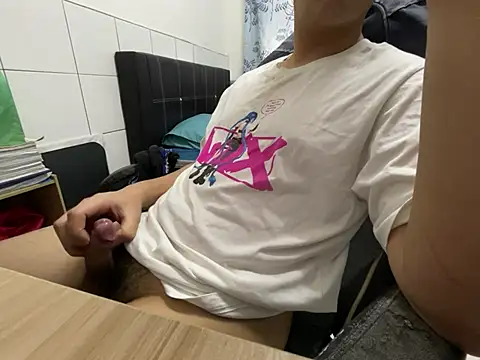 Snapshot of hiiiizzzz chatting on 01-19-26, 08:29 hiiiizzzz online show from 01-19-26, 08:29