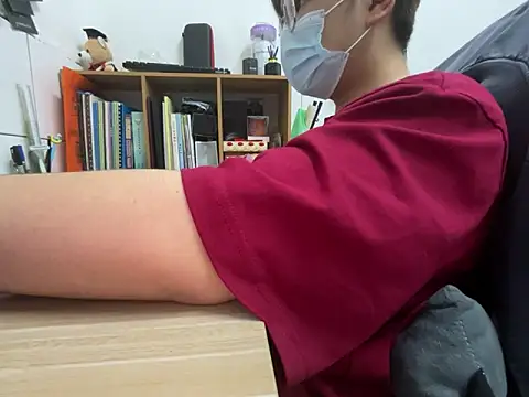 Snapshot of hiiiizzzz chatting on 02-16-26, 05:53 hiiiizzzz online show from 02-16-26, 05:53