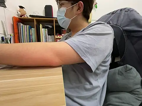 Snapshot of hiiiizzzz chatting on 02-21-26, 04:19 hiiiizzzz online show from 02-21-26, 04:19