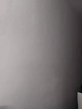 RoxieHart05 online show from 05-18-26, 03:57