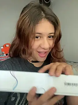 dakota021 online show from 04-21-26, 05:50