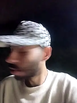 Snapshot of crazyloock chatting on 11-29-25, 11:52 crazyloock online show from 11-29-25, 11:52