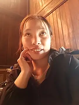 Snapshot of Evelyn-n chatting on 11-30-25, 07:23 Evelyn-n online show from 11-30-25, 07:23