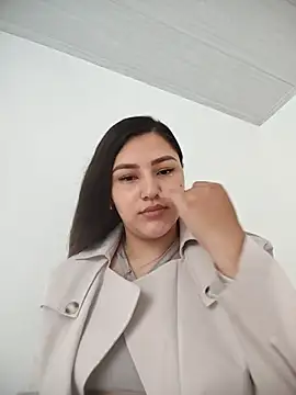 Julia-Blair online show from 05-01-26, 04:44
