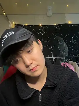 Snapshot of SuYu6688 chatting on 12-04-25, 03:10 SuYu6688 online show from 12-04-25, 03:10