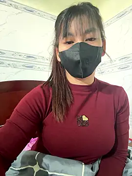 Snapshot of MintShow18 chatting on 01-09-26, 04:59 MintShow18 online show from 01-09-26, 04:59