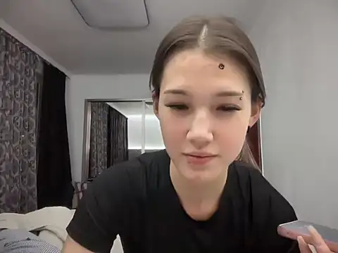 lilXdomii online show from 12-04-25, 06:38