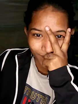 Hot Mira01 online show from 12-05-25, 06:04