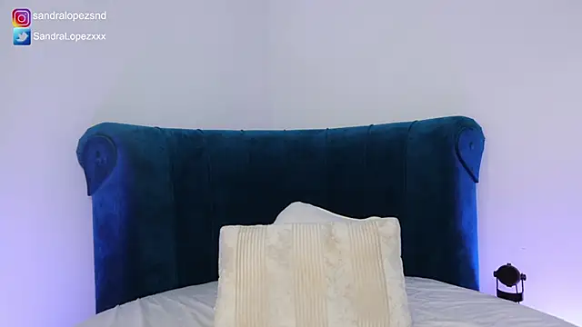 Snapshot of SandraLopezxx chatting on 02-22-25, 09:48 SandraLopezxx online show from 02-22-25, 09:48