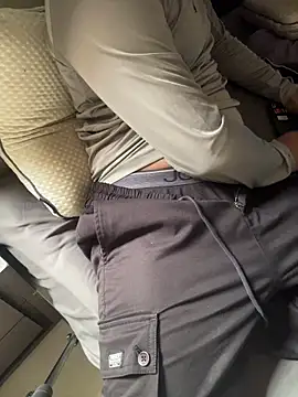 BlahNextDoor online show from 12-21-25, 08:21