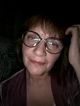 Snapshot of MichelleLove48 chatting on 03-08-26, 07:28 MichelleLove48 online show from 03-08-26, 07:28