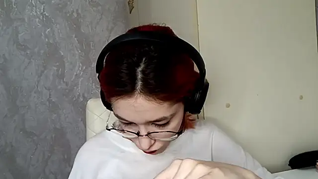 LinaWatter online show from 12-04-25, 11:52