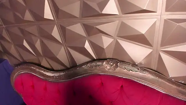 Snapshot of slave_to_pain chatting on 03-06-26, 03:25 slave to pain online show from 03-06-26, 03:25