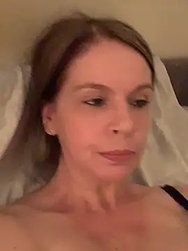 Snapshot of CherryCe chatting on 02-11-26, 10:59 CherryCe online show from 02-11-26, 10:59