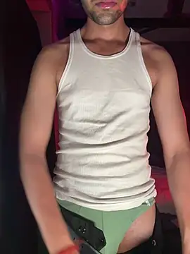 Snapshot of fitboy_xxx chatting on 03-24-26, 08:58 fitboy xxx online show from 03-24-26, 08:58