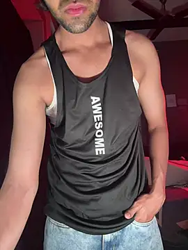 Snapshot of fitboy_xxx chatting on 03-27-26, 01:11 fitboy xxx online show from 03-27-26, 01:11