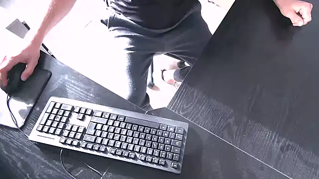 Snapshot of TRESBONNEBITE chatting on 02-12-26, 03:07 TRESBONNEBITE online show from 02-12-26, 03:07