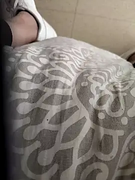 Snapshot of TRESBONNEBITE chatting on 03-23-26, 03:27 TRESBONNEBITE online show from 03-23-26, 03:27