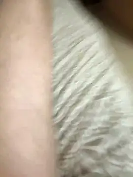 Snapshot of TRESBONNEBITE chatting on 04-01-26, 07:00 TRESBONNEBITE online show from 04-01-26, 07:00