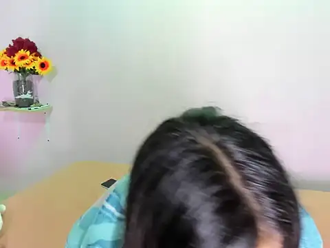 18teenssexy online show from 01-10-26, 12:23