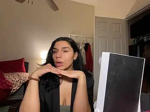 lunabellaX0 online show from 02-23-26, 04:43