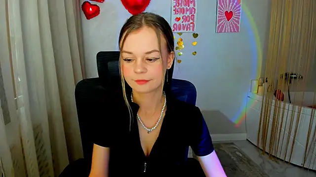 MidnighteAura online show from 02-17-26, 10:45