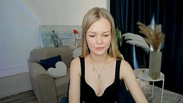 MidnighteAura online show from 06-14-26, 11:23