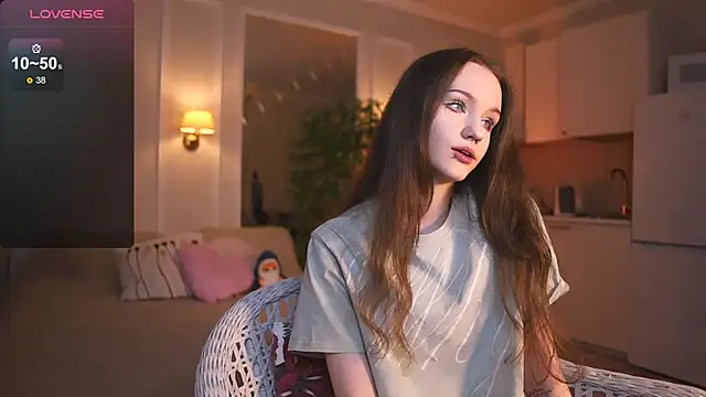 lunaice   online show from 12-02-25, 08:08