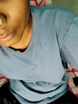 Snapshot of Roshnibaria chatting on 03-27-26, 05:01 Roshnibaria online show from 03-27-26, 05:01