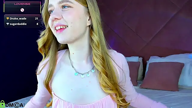 Snapshot of Victori_Fox chatting on 01-14-26, 01:11 Victori Fox online show from 01-14-26, 01:11