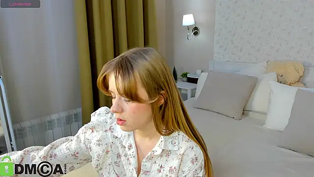 Snapshot of Victori_Fox chatting on 02-06-26, 12:59 Victori Fox online show from 02-06-26, 12:59