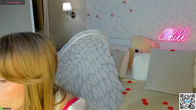 Snapshot of Victori_Fox chatting on 02-14-26, 12:51 Victori Fox online show from 02-14-26, 12:51