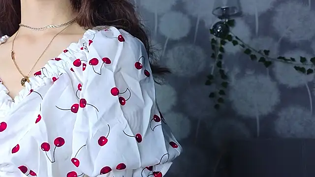 Snapshot of UmbraElyon chatting on 03-13-26, 05:03 UmbraElyon online show from 03-13-26, 05:03