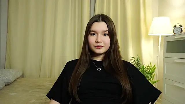 Snapshot of LidiaPasaye chatting on 12-03-25, 12:25 LidiaPasaye online show from 12-03-25, 12:25